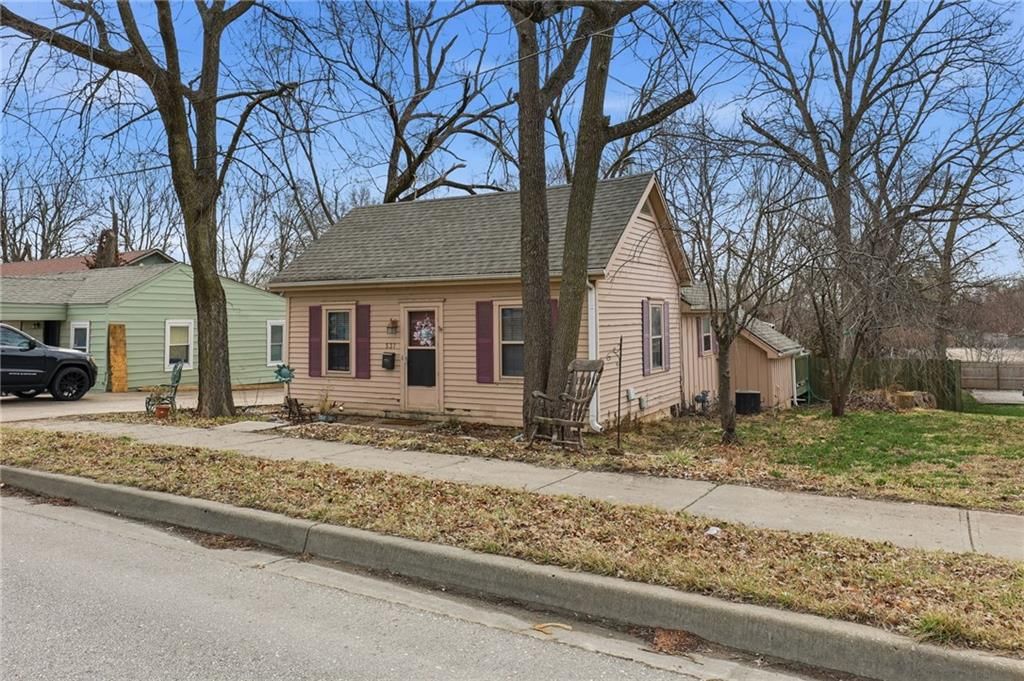 537 E Mill Street — photo 3