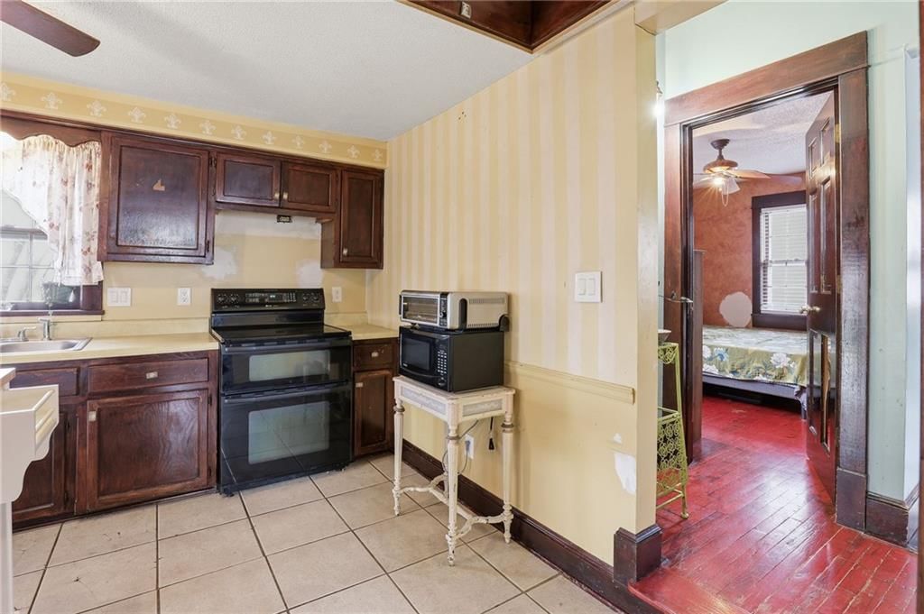 537 E Mill Street — photo 12