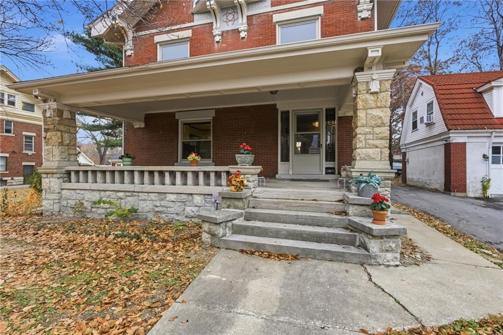 3516 Charlotte Street — photo 4