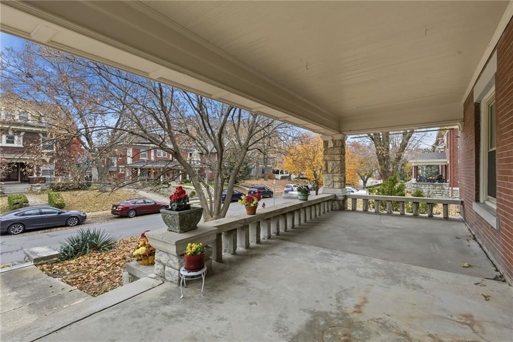 3516 Charlotte Street — photo 5