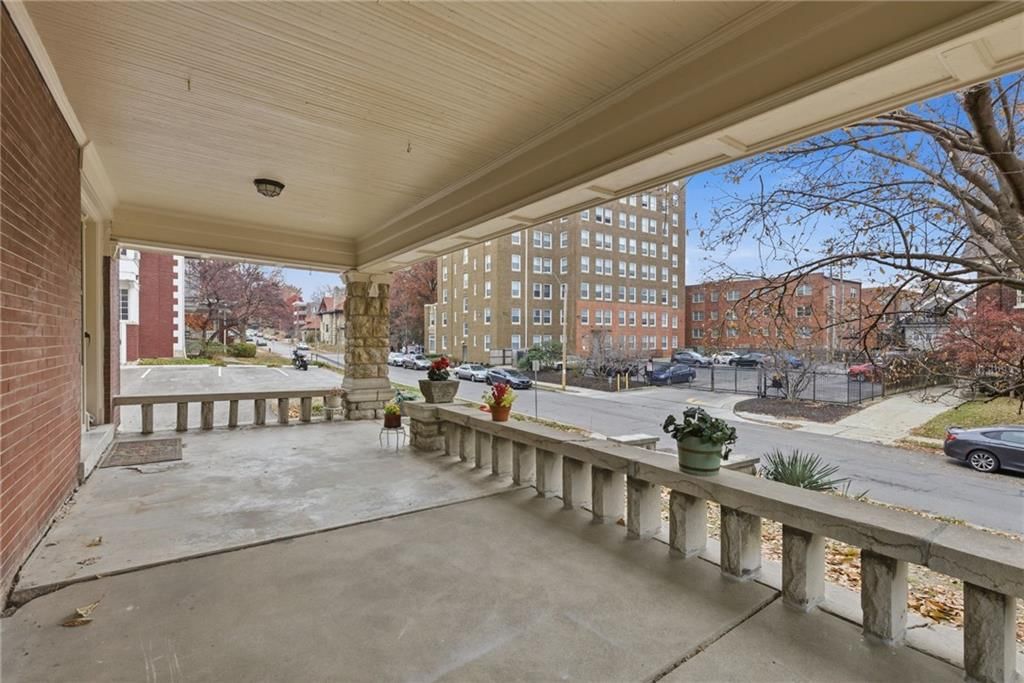 3516 Charlotte Street — photo 6
