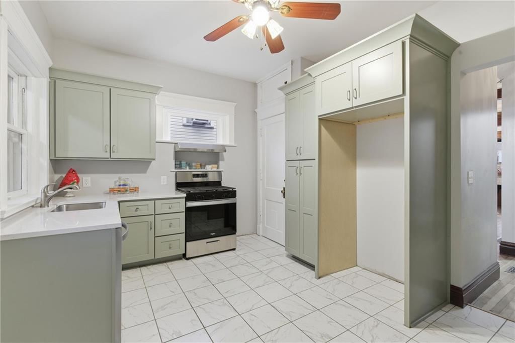 3516 Charlotte Street — photo 17