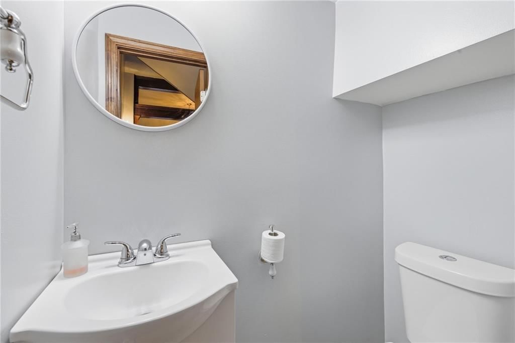 3516 Charlotte Street — photo 22