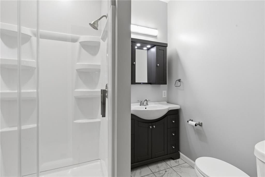 3516 Charlotte Street — photo 32