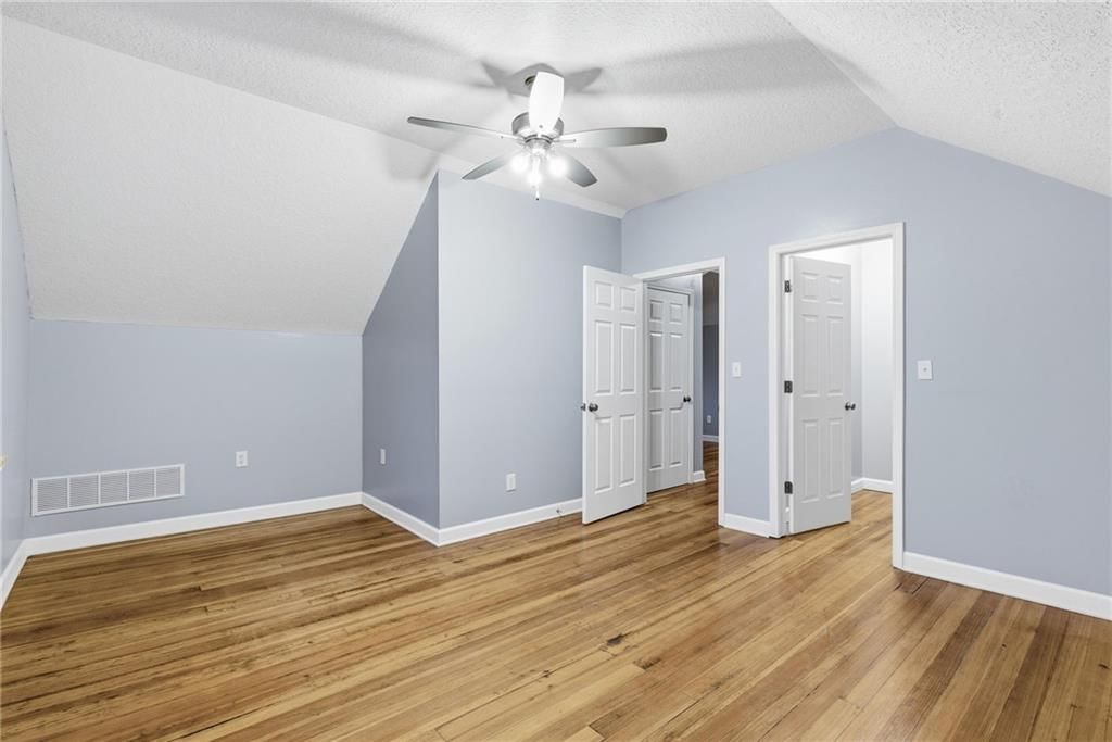 3516 Charlotte Street — photo 45