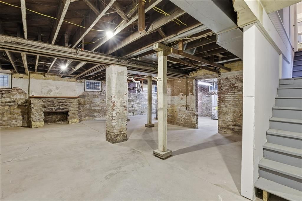3516 Charlotte Street — photo 47