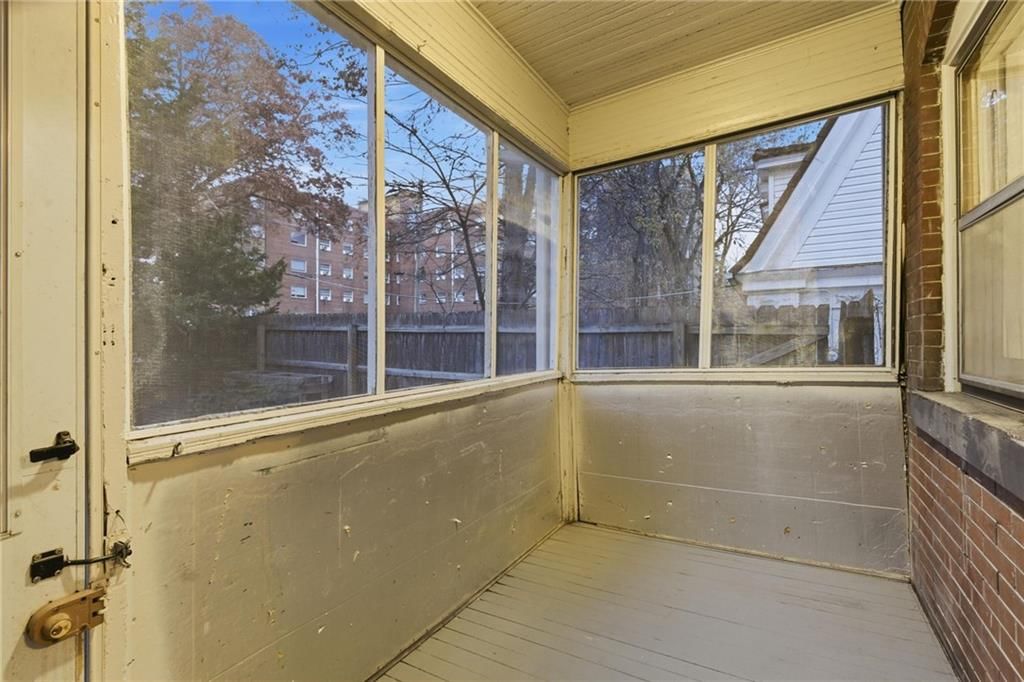 3516 Charlotte Street — photo 49