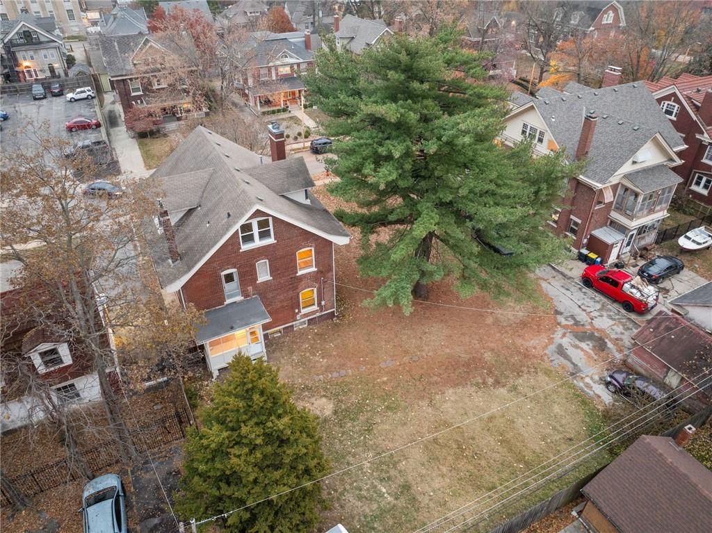 3516 Charlotte Street — photo 55
