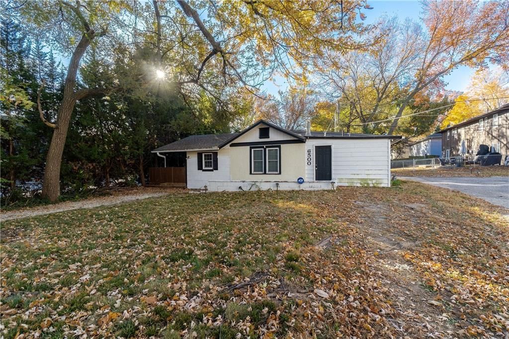 6500 Metcalf Avenue — photo 2