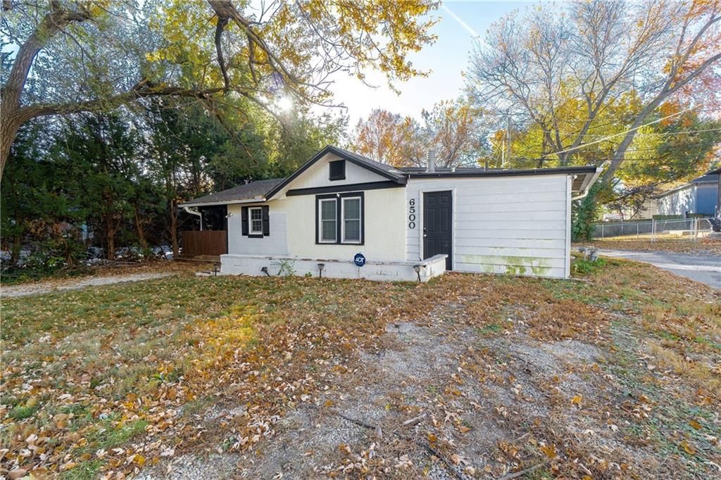 6500 Metcalf Avenue — photo 3