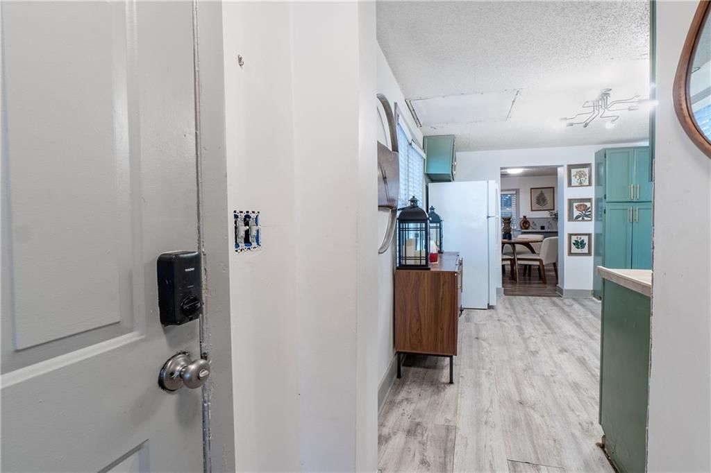 6500 Metcalf Avenue — photo 15
