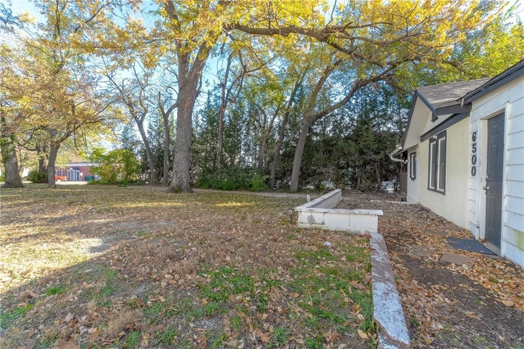6500 Metcalf Avenue — photo 23