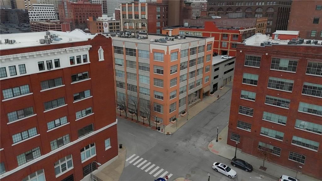 321 W 7th Street — photo 39