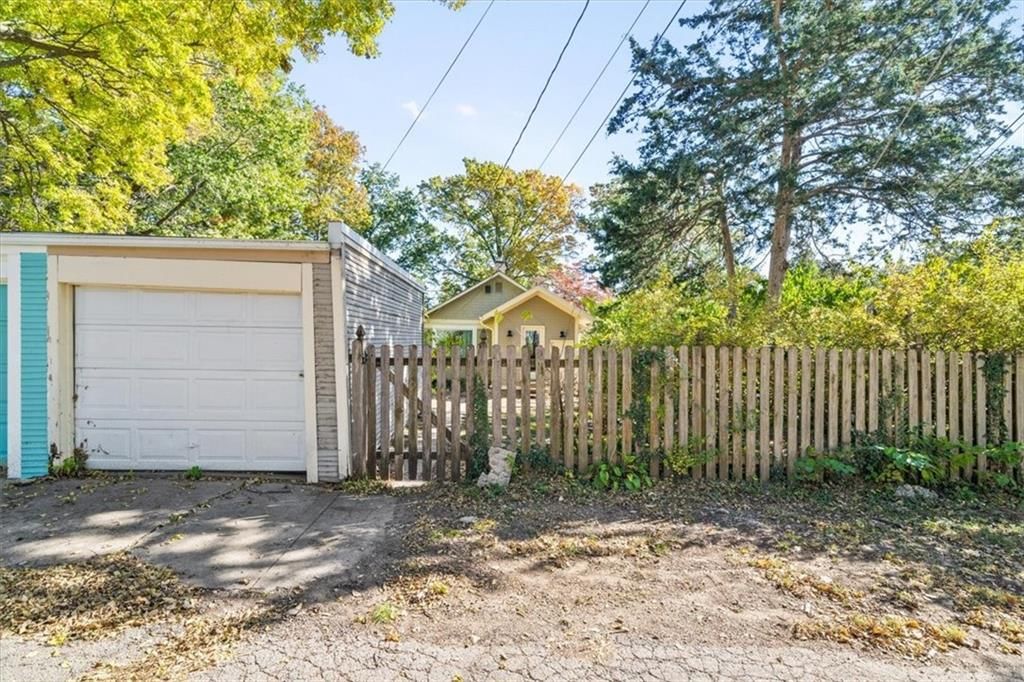 6034 Kenwood Avenue — photo 16