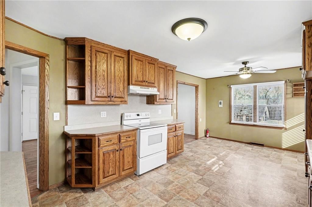 12120 SE West Road — photo 10