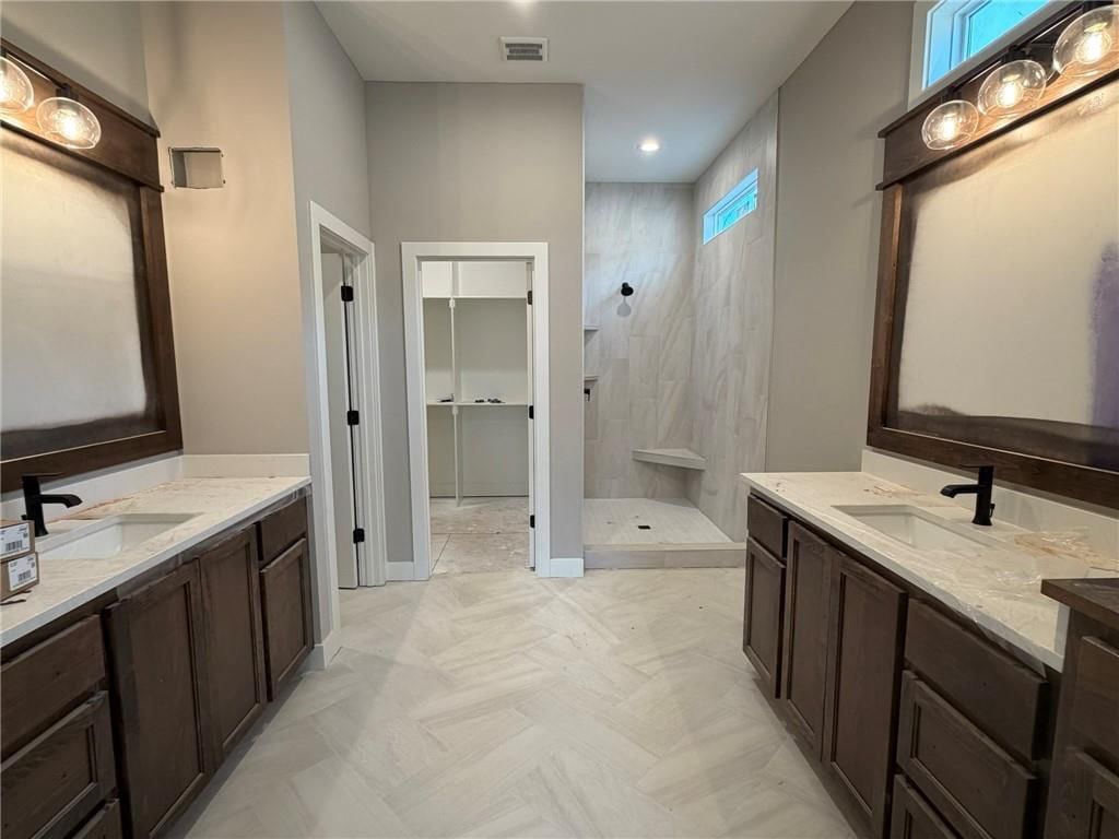 1153 SW Whitby Drive — photo 9