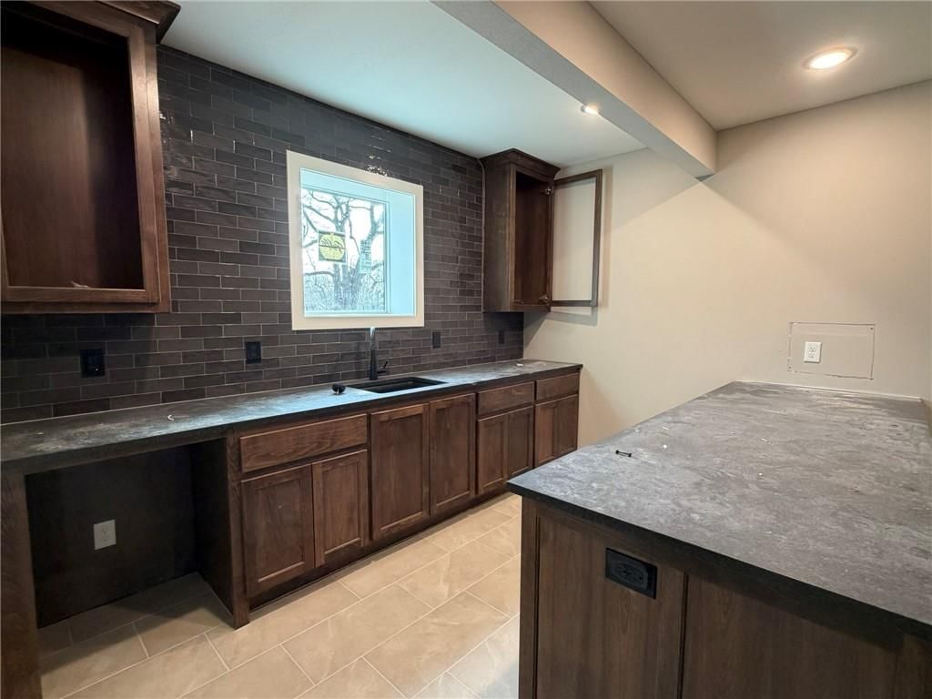 1153 SW Whitby Drive — photo 11