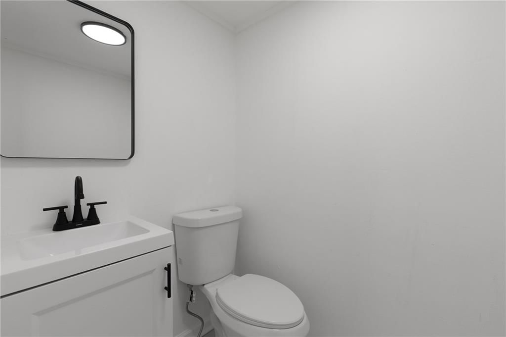 3242 Roberts Street — photo 18