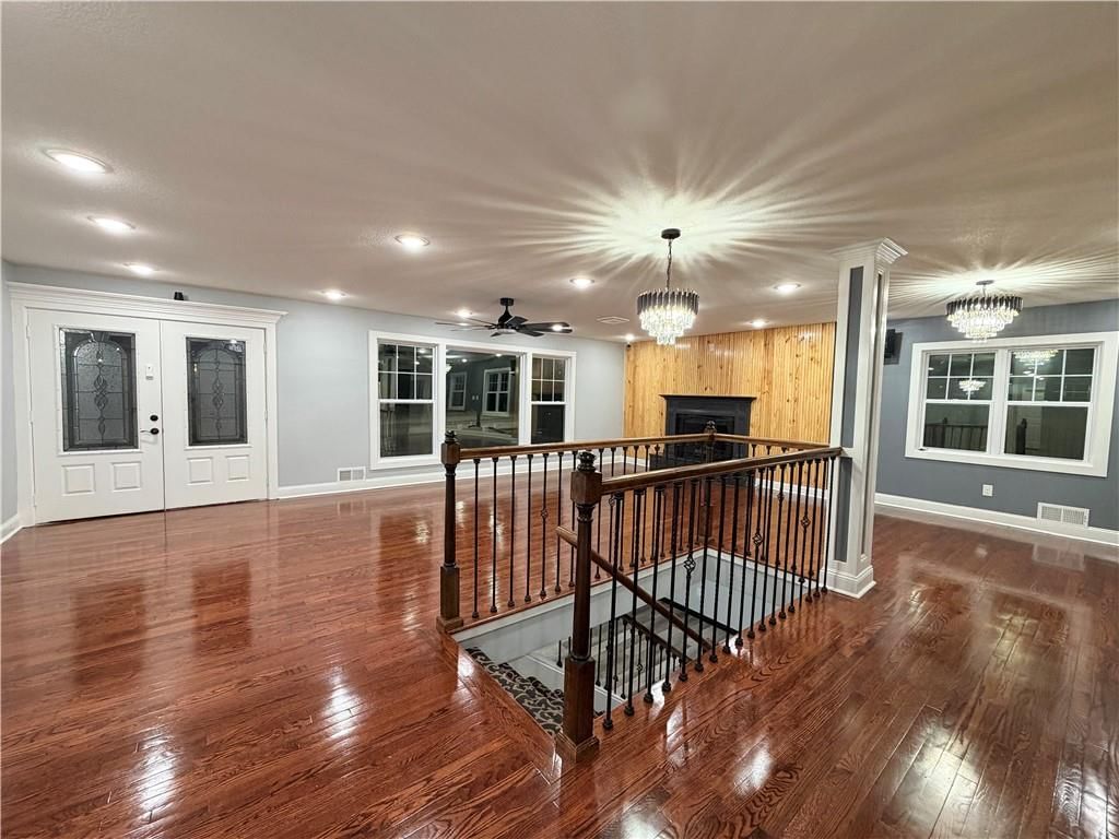 539 WESTVALE Road — photo 4