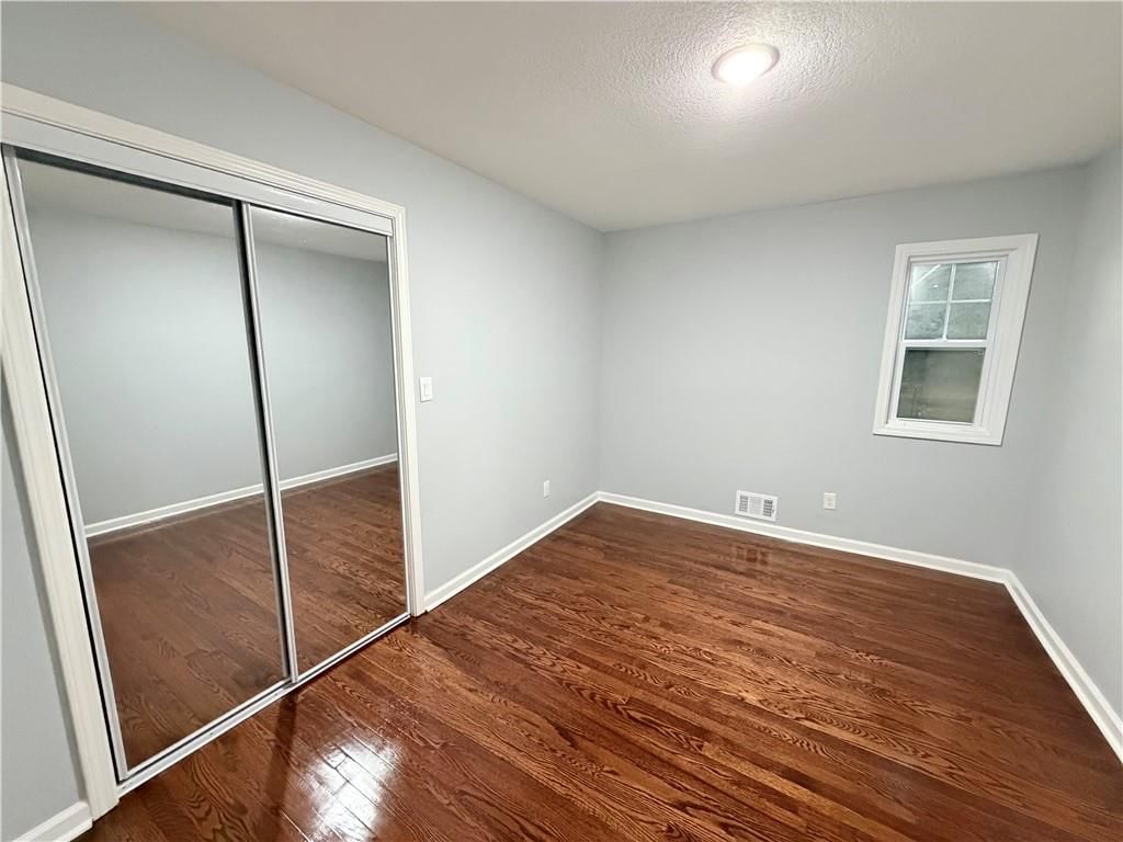 539 WESTVALE Road — photo 14