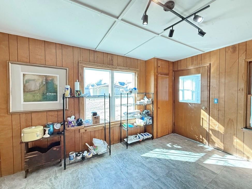 408 N St James Street — photo 10