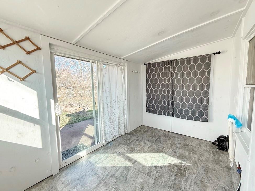408 N St James Street — photo 16