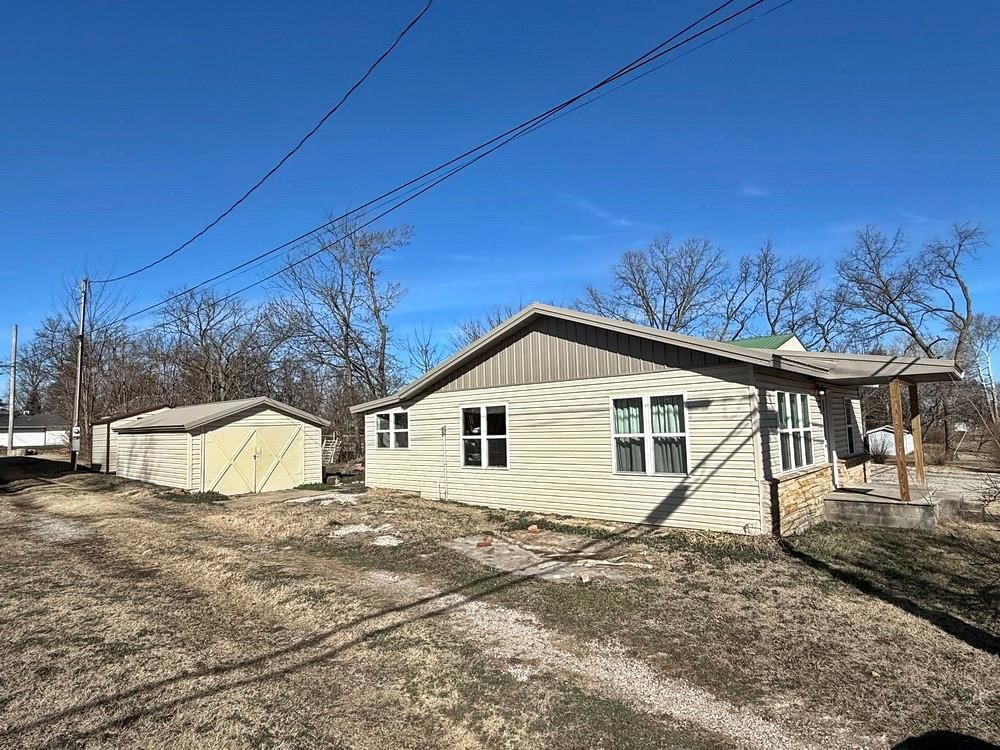 408 N St James Street — photo 18