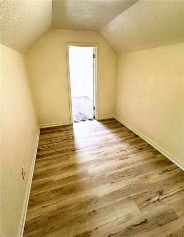 2216 E 72nd Street — photo 9