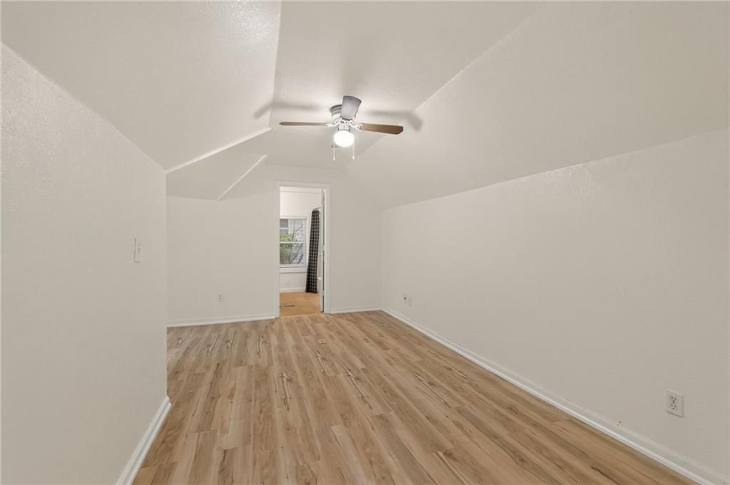 2216 E 72nd Street — photo 22