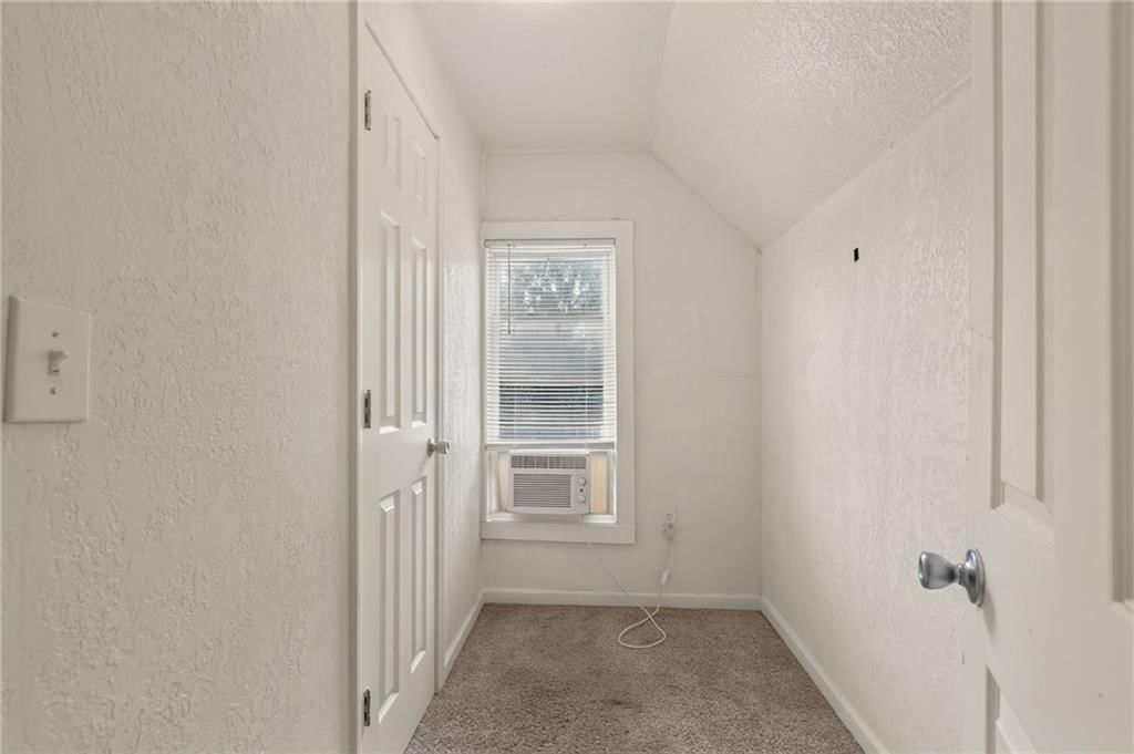 2216 E 72nd Street — photo 29