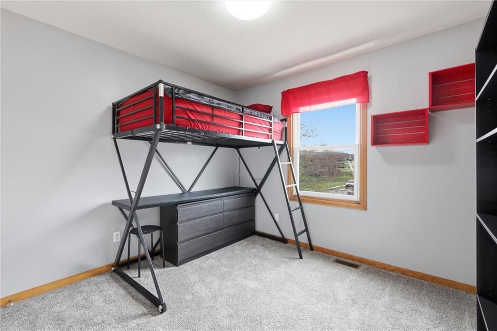 7436 N Marsh Avenue — photo 31