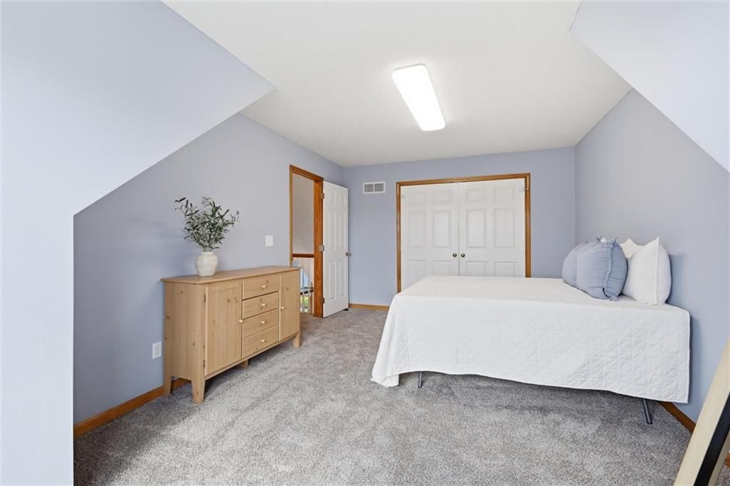 7436 N Marsh Avenue — photo 34