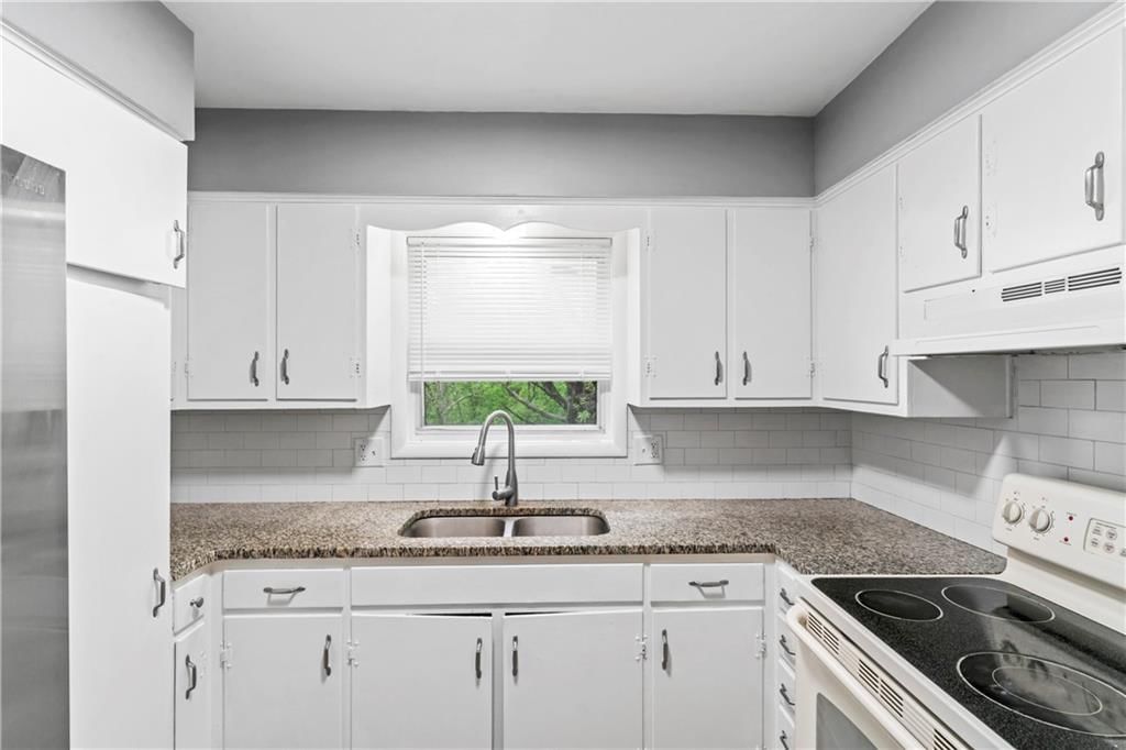 6874 Sni A Bar Road — photo 8