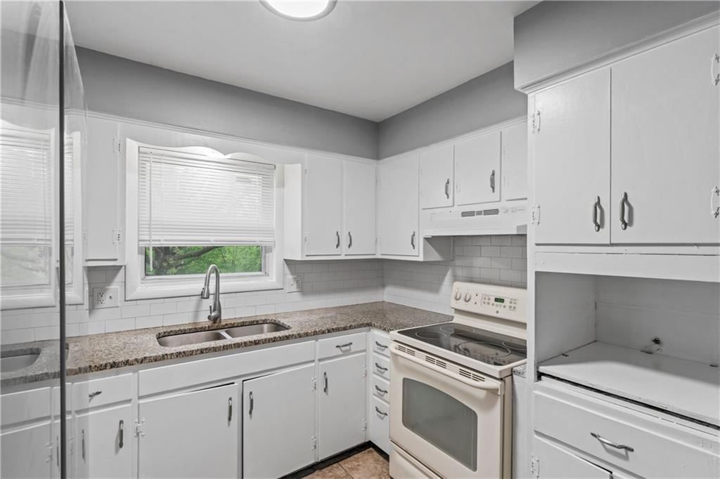 6874 Sni A Bar Road — photo 9