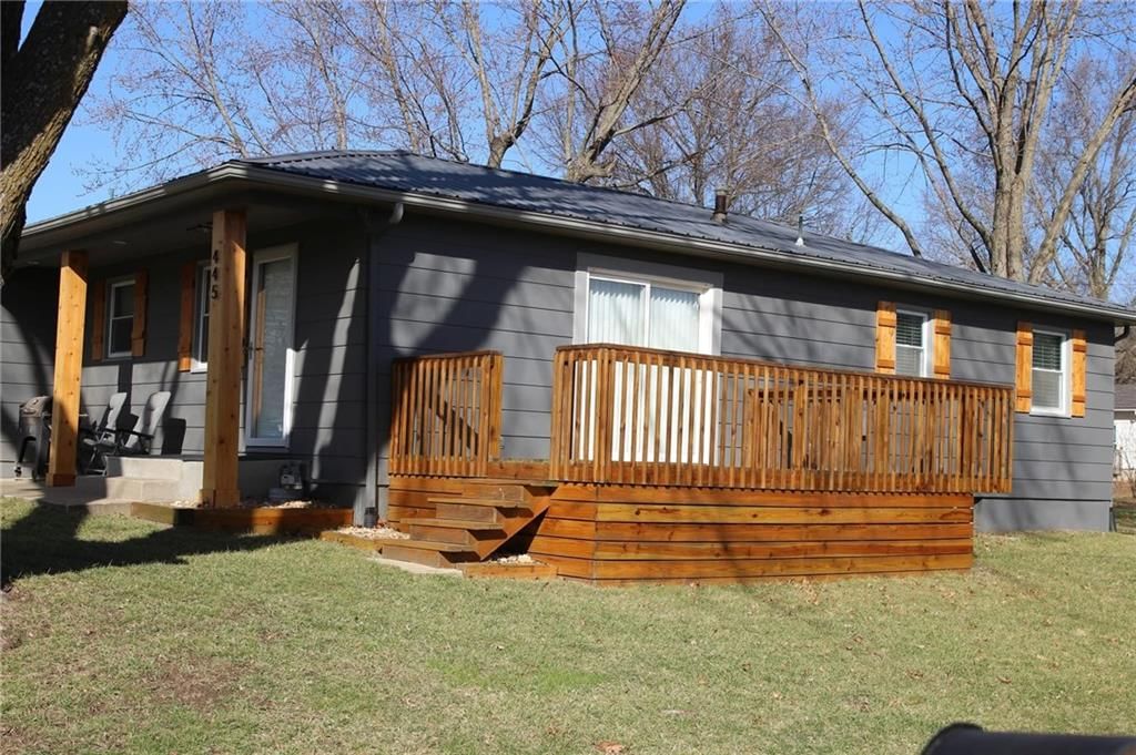 445 E Hickory Street — photo 19