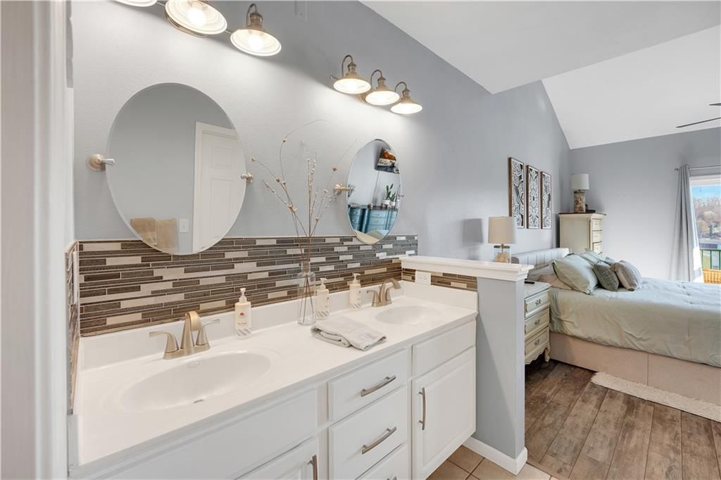 298 Cedar Heights Drive — photo 4
