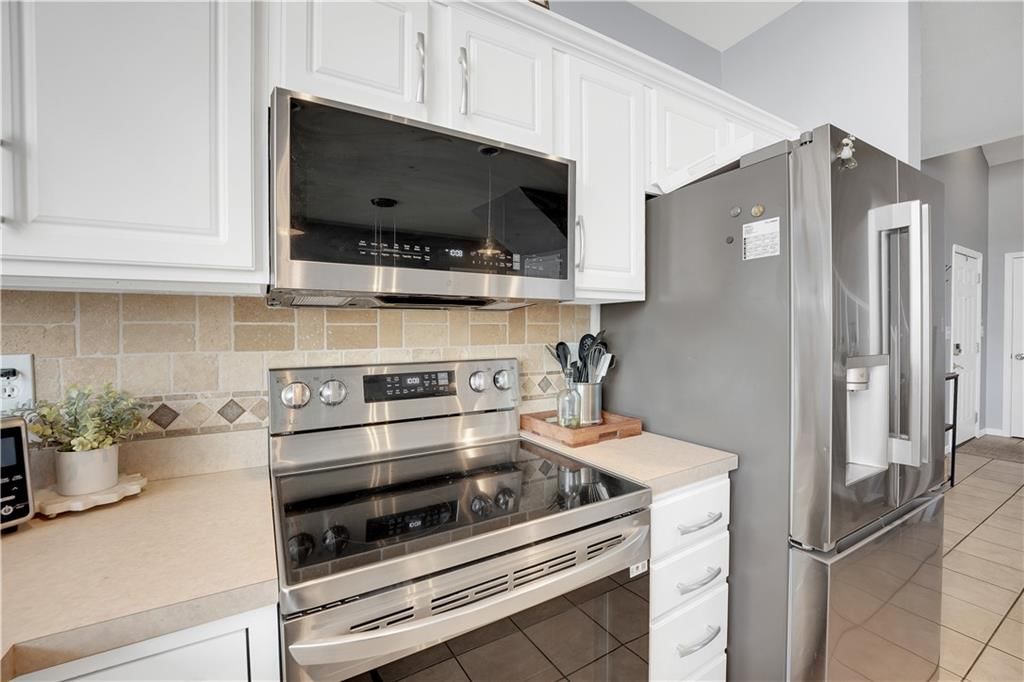 298 Cedar Heights Drive — photo 12