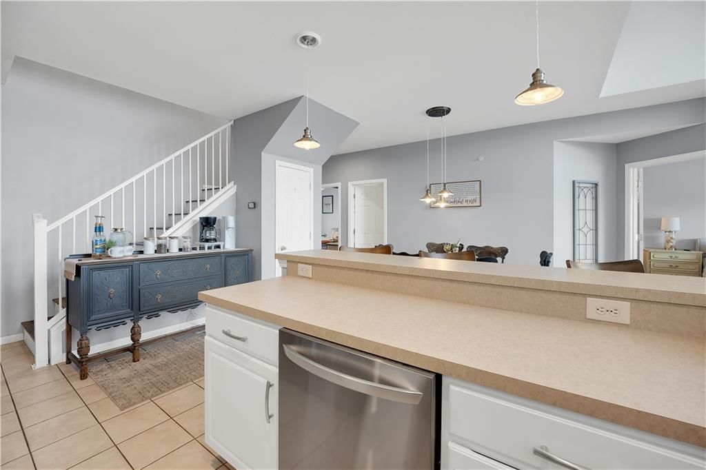 298 Cedar Heights Drive — photo 13