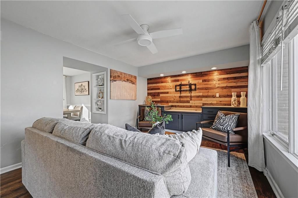 7532 Falmouth Street — photo 8