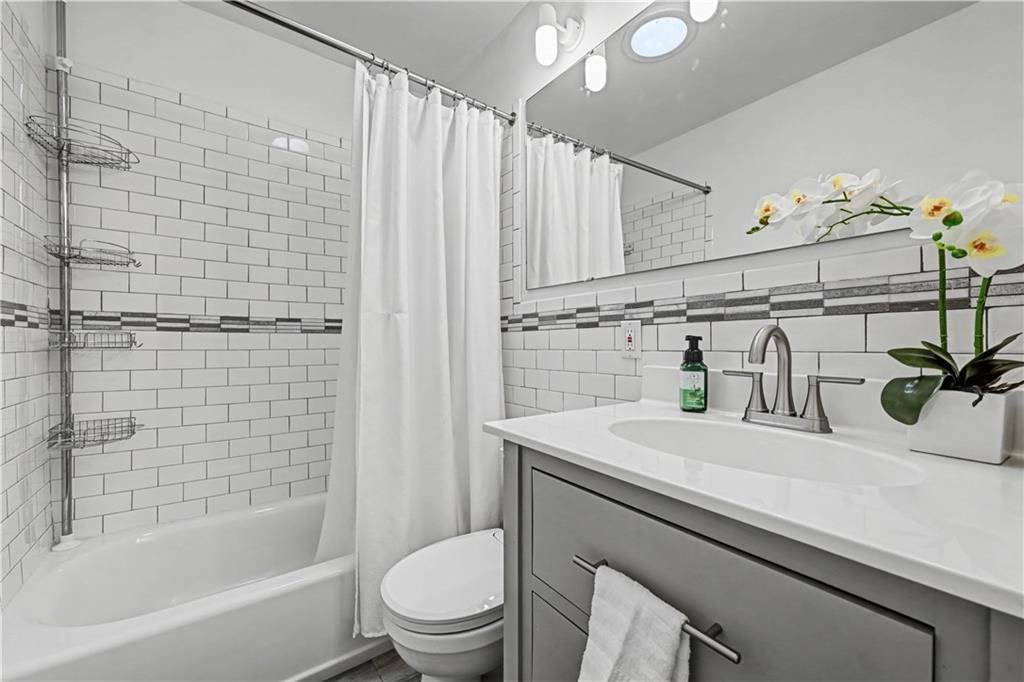 7532 Falmouth Street — photo 22