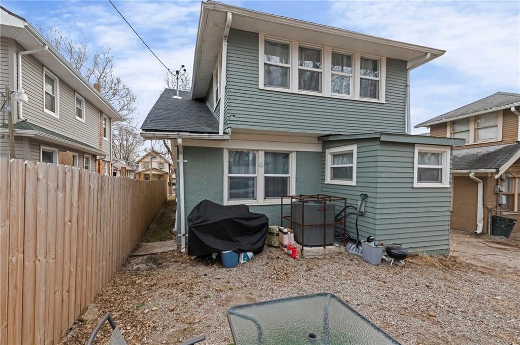 3028 Bales Avenue — photo 36