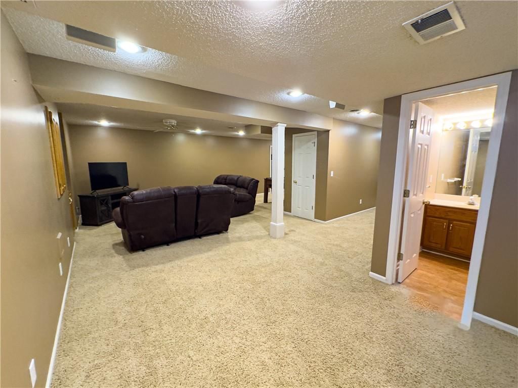 13952 W 115th Street — photo 24