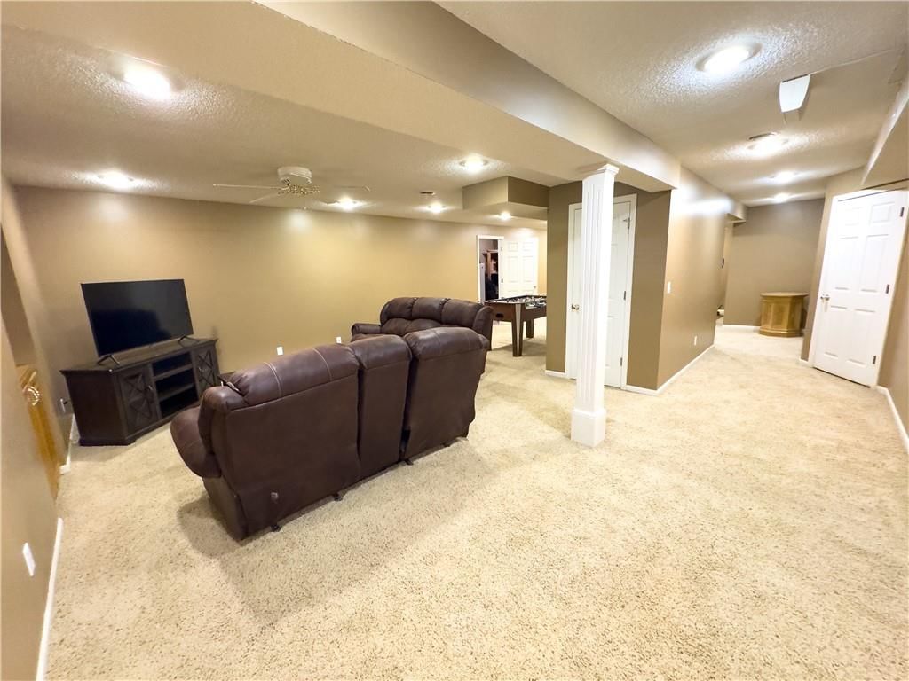 13952 W 115th Street — photo 25