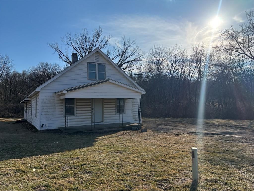208 Harrington Avenue — photo 9
