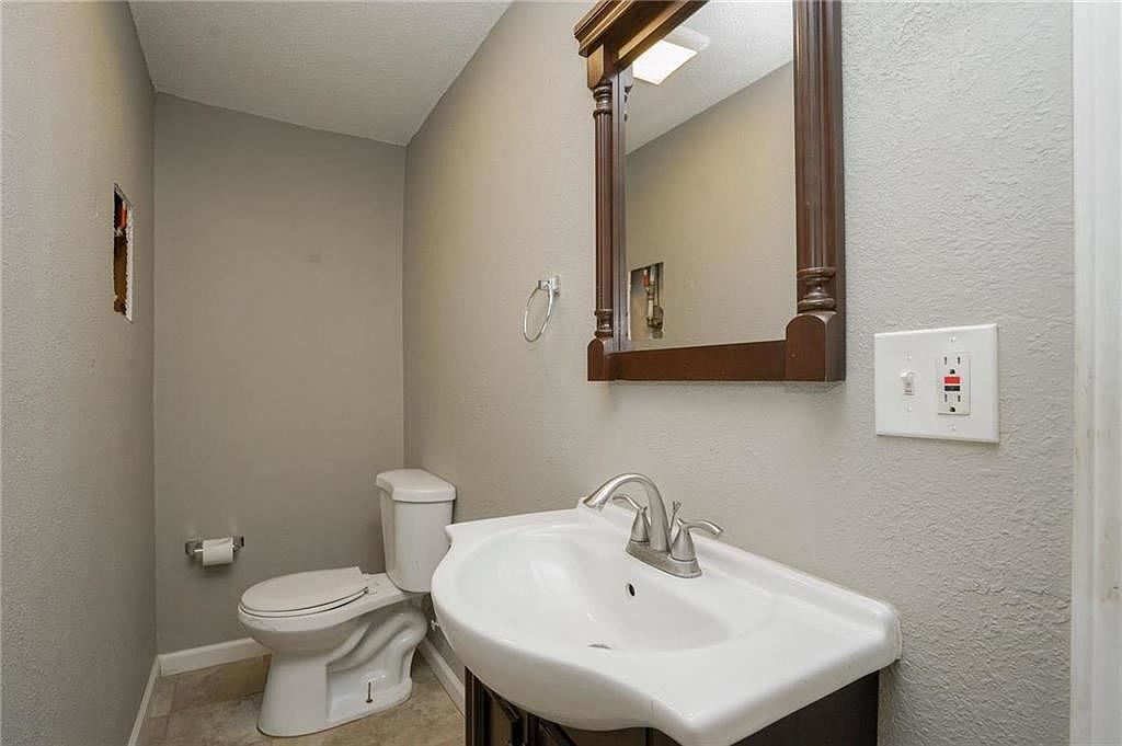 1426 E Mart Way Circle — photo 19