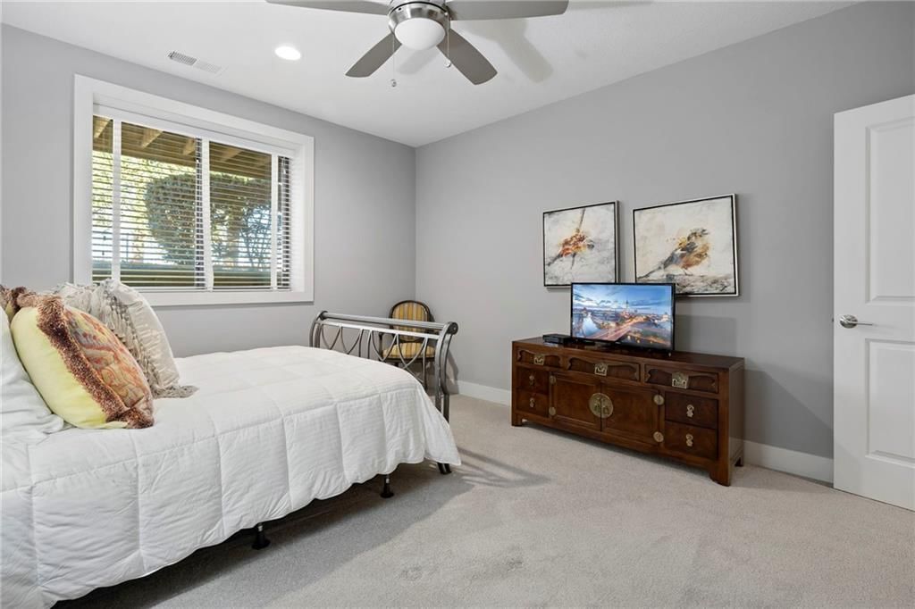 3322 W 137 Street — photo 19