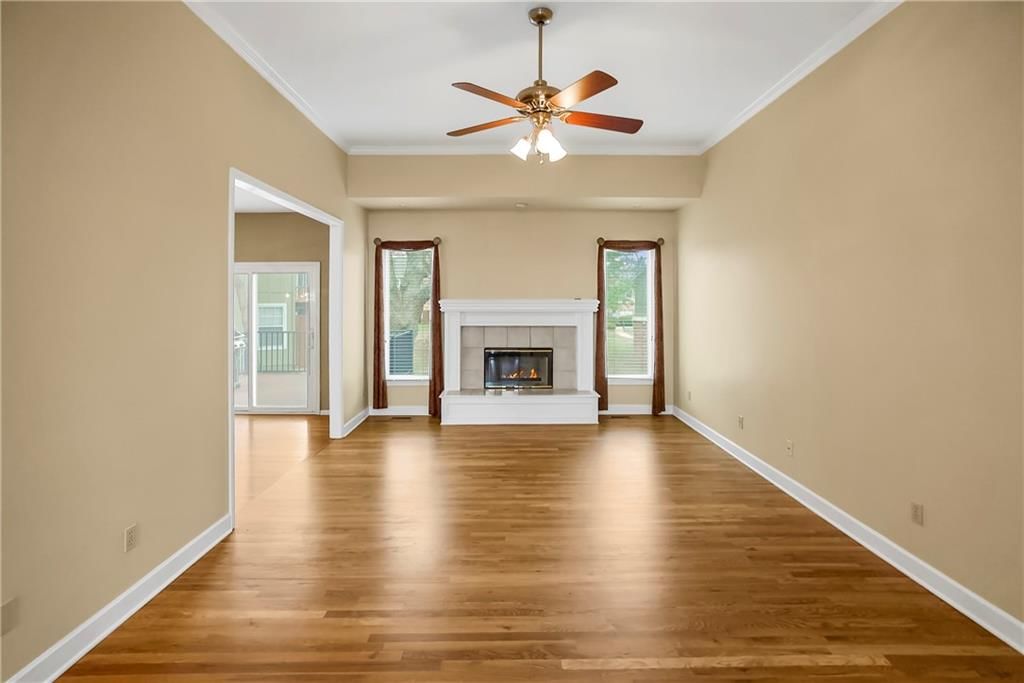12204 England Street — photo 5