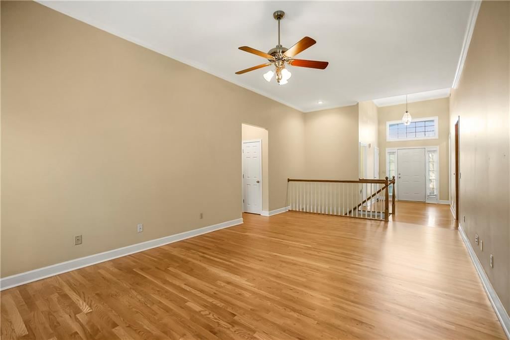 12204 England Street — photo 7