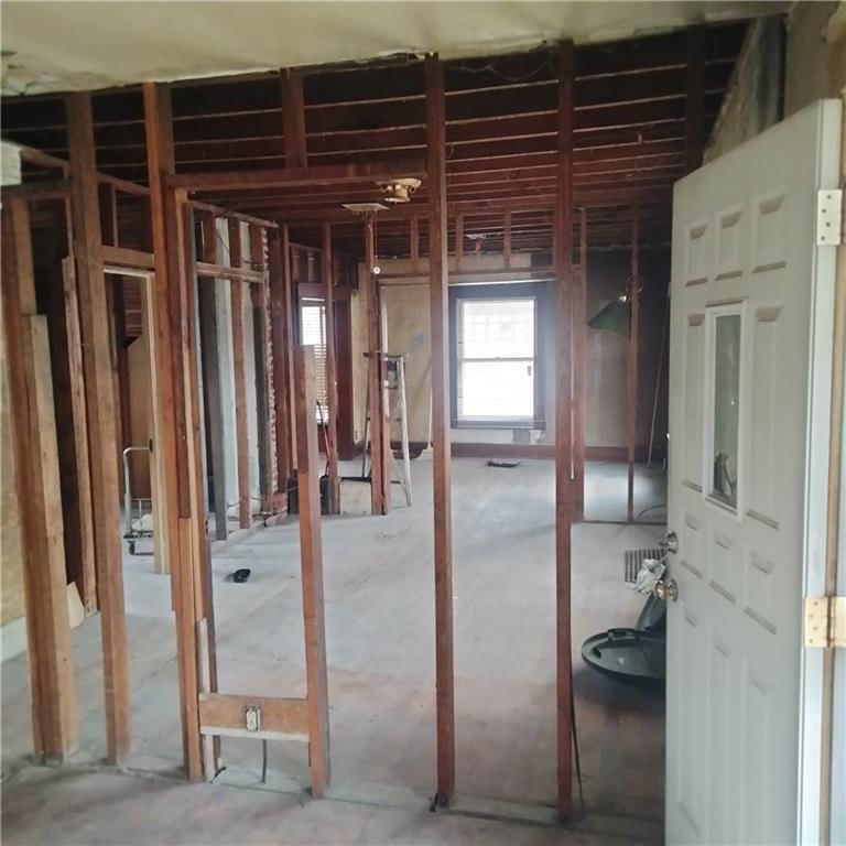1500 S Maywood Avenue — photo 18