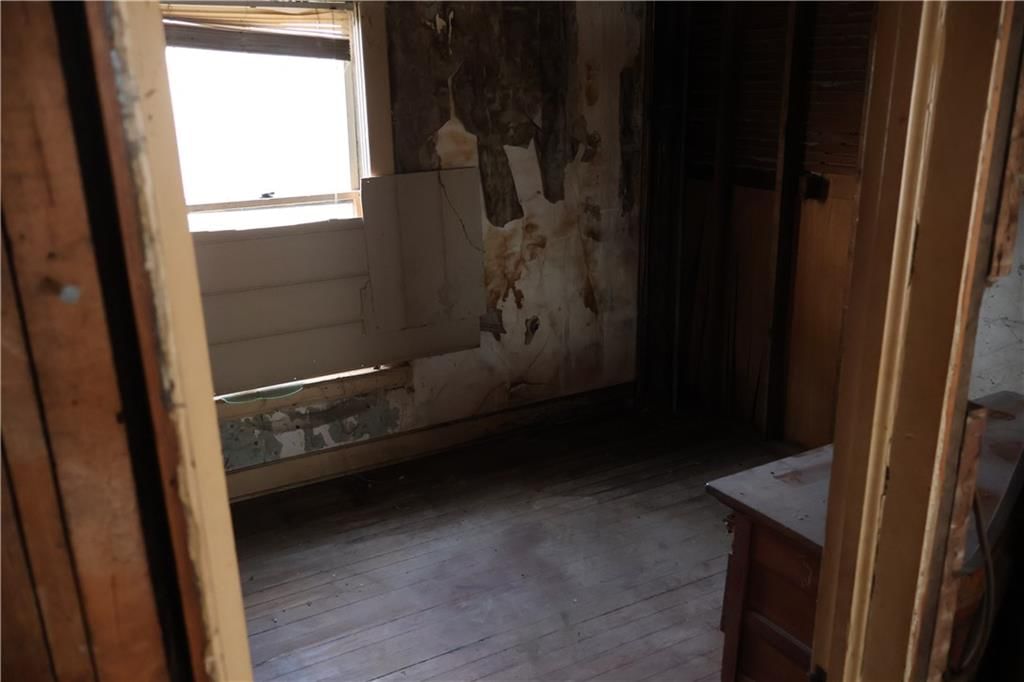 1500 S Maywood Avenue — photo 23